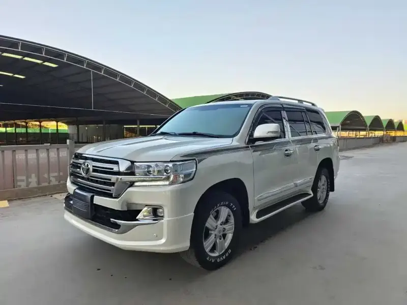 Toyota Land Cruiser, 2014