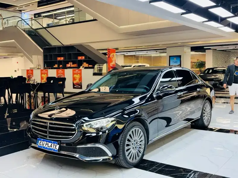 Mercedes-Benz E-Class, 2022