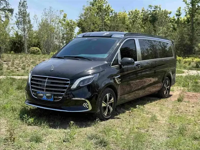 Mercedes-Benz Vito, 2025