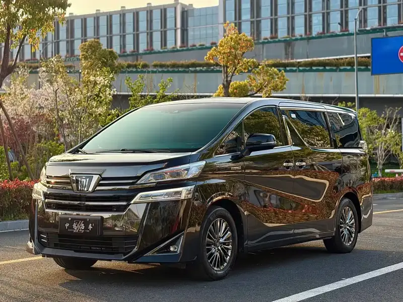 Toyota Vellfire, 2021