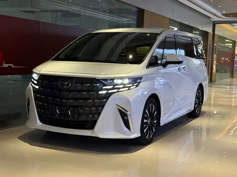 Toyota Alphard, 2023