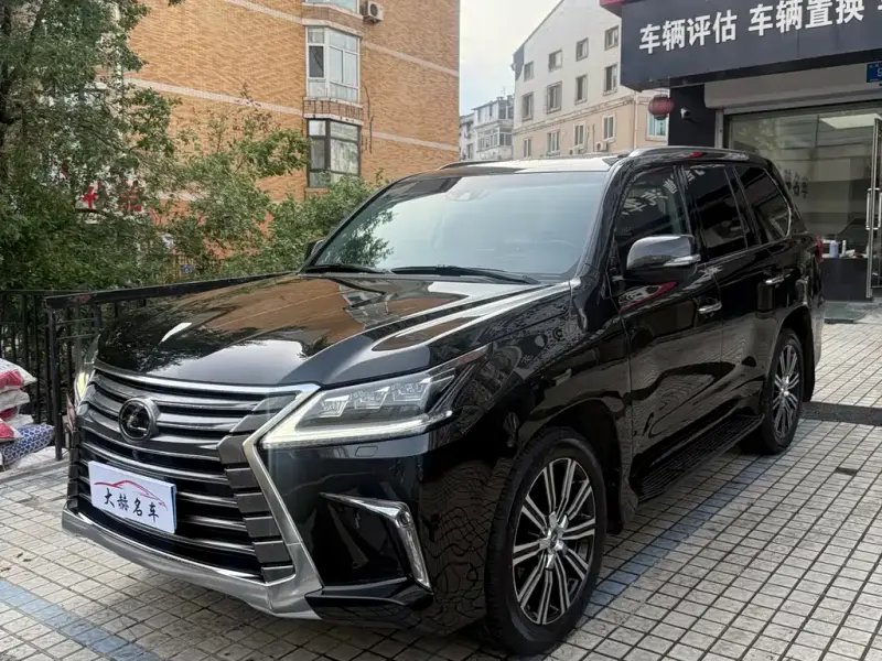 Lexus LX, 2019