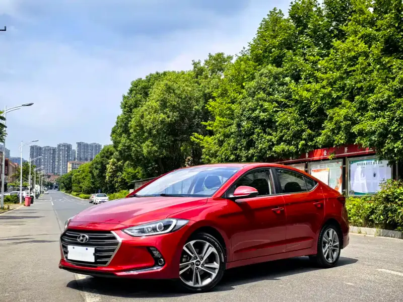 Hyundai Elantra, 2016