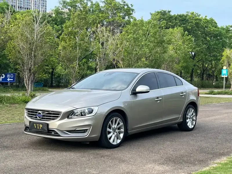 Volvo S60, 2015
