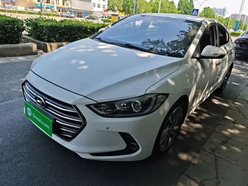Hyundai Elantra, 2016