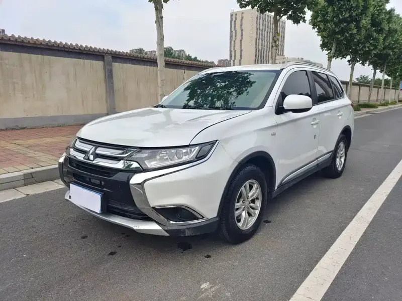 Mitsubishi Outlander, 2017