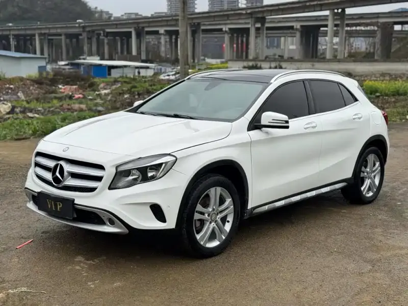 Mercedes-Benz GLA, 2016