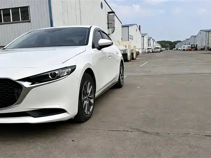 Mazda 3 Axela, 2022