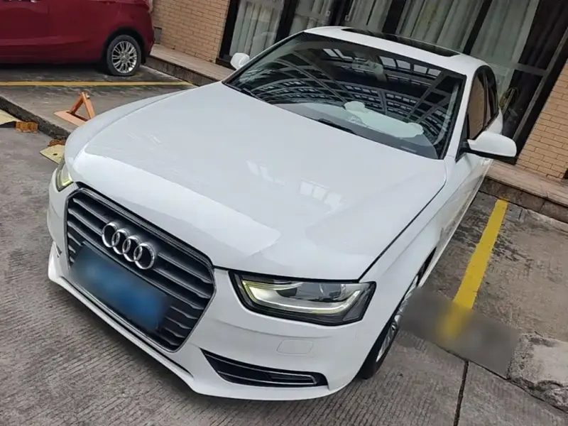 Audi A4L, 2015