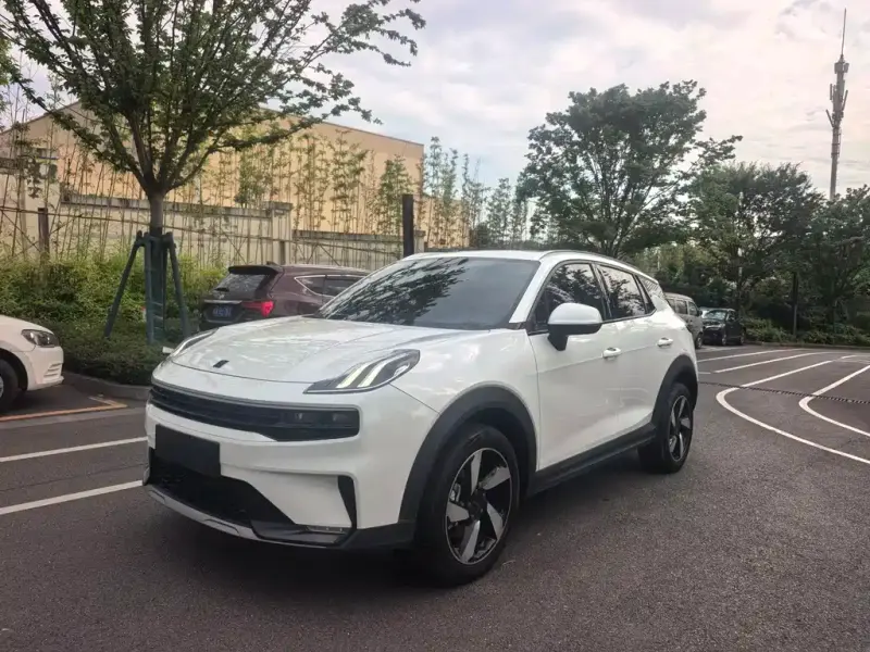 Lynk & Co 06 EM-P, 2021