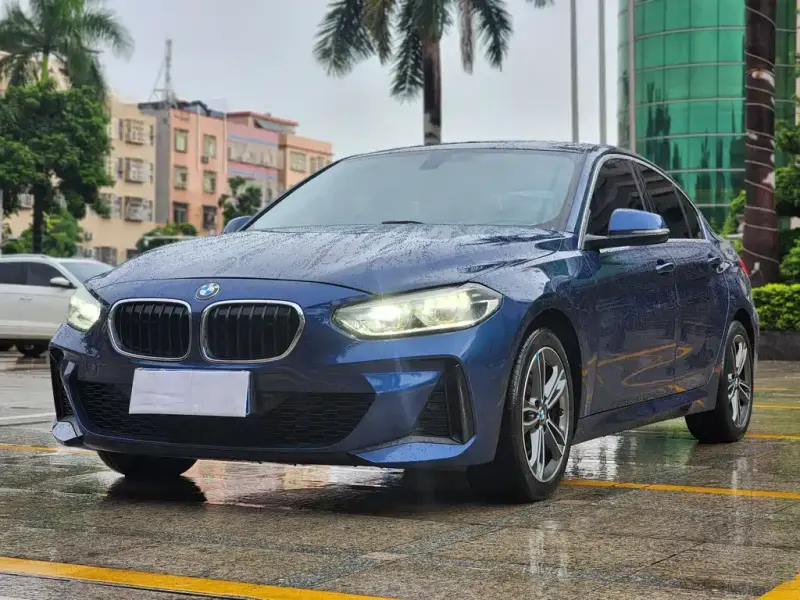 BMW 1 Series, 2022