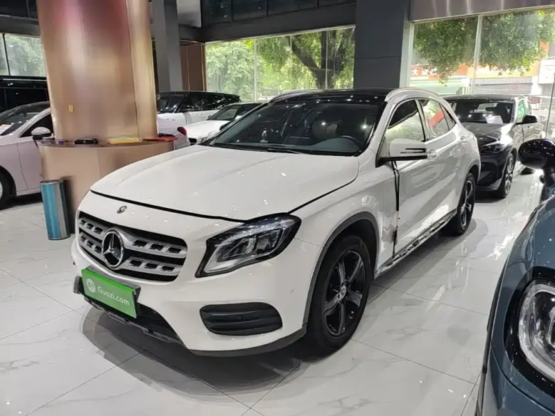 Mercedes-Benz GLA, 2019