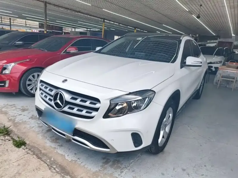 Mercedes-Benz GLA, 2020