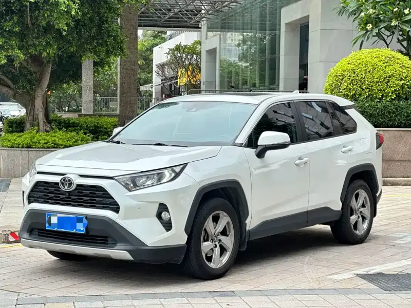 Toyota RAV4, 2022