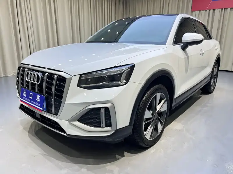 Audi Q2L, 2022