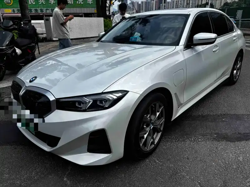 BMW i3, 2023