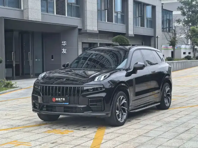 Lynk & Co 09, 2022
