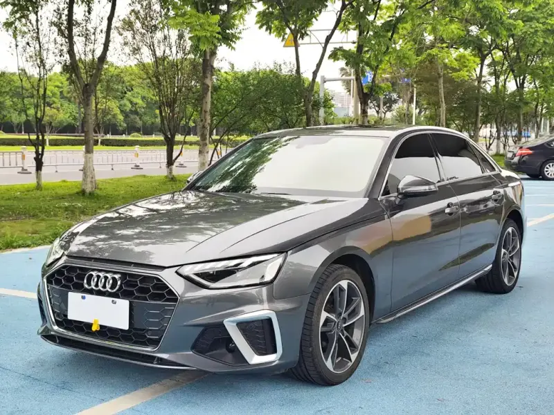Audi A4L, 2023
