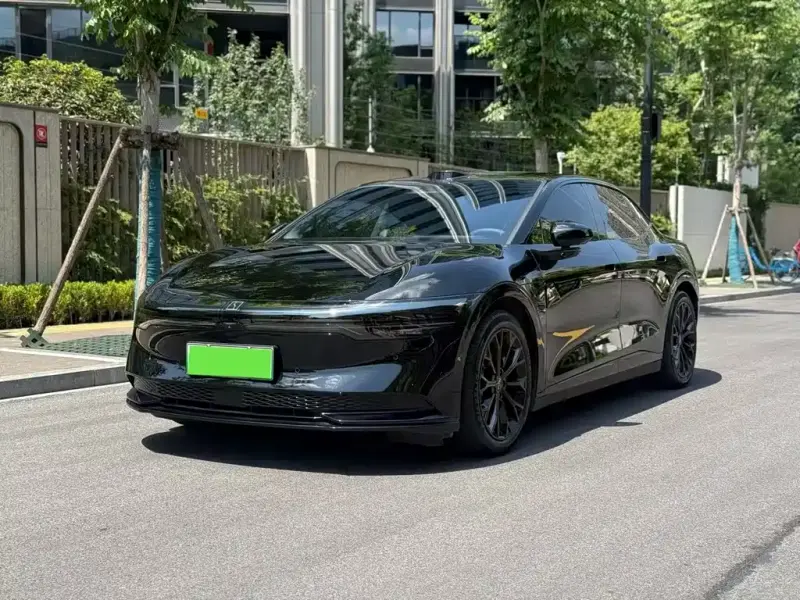 Zeekr 007, 2024