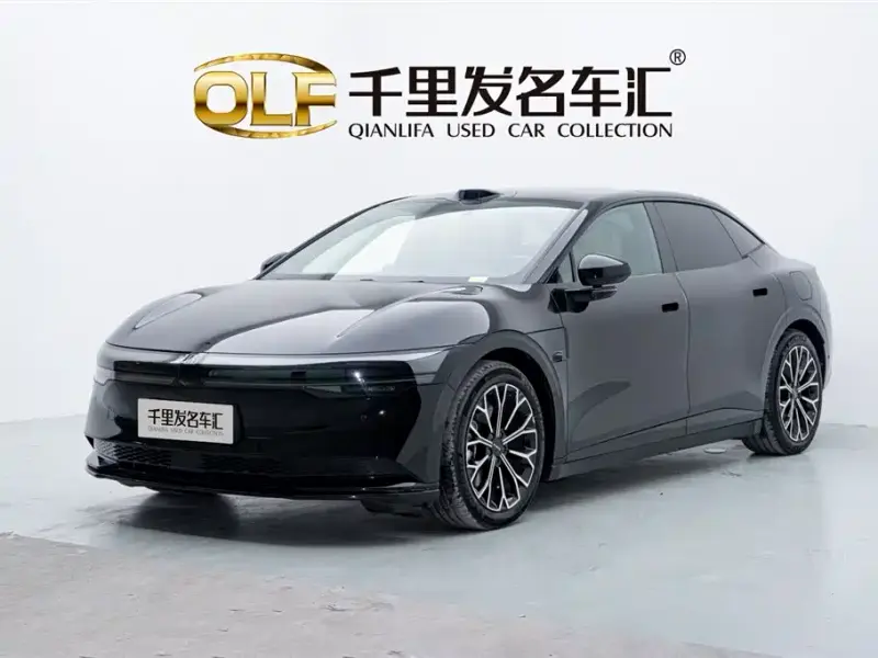 Zeekr 007, 2024