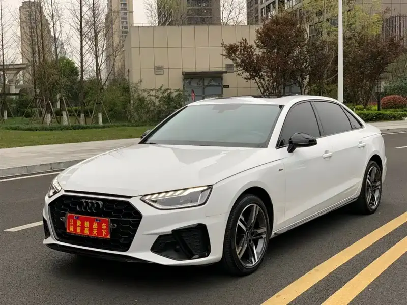 Audi A4L, 2022