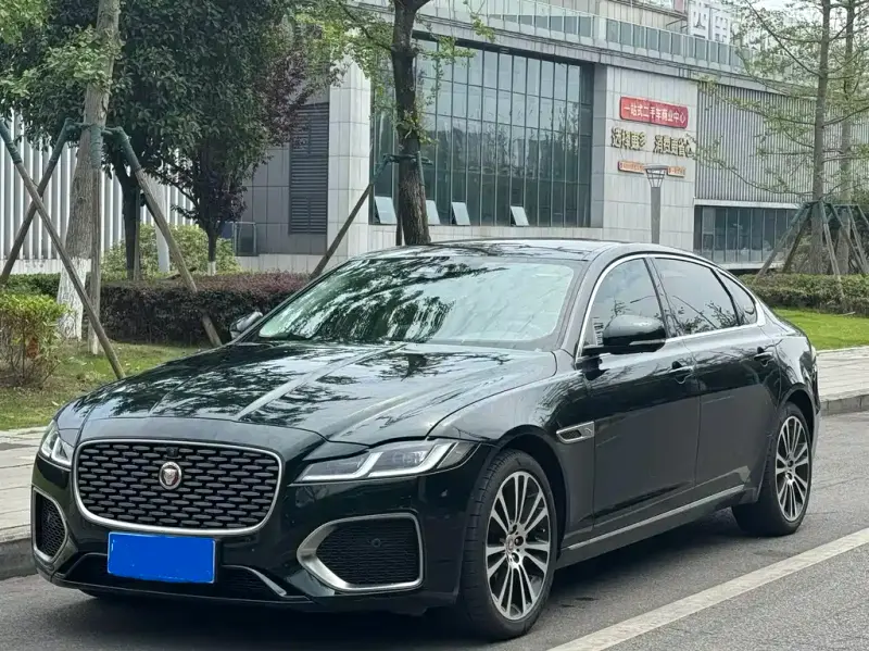 Jaguar XFL, 2025