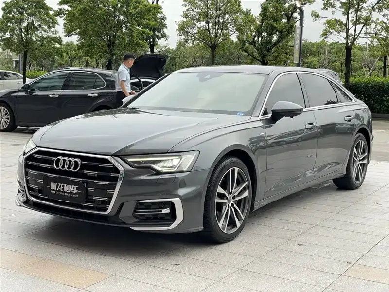 Audi A6L, 2021