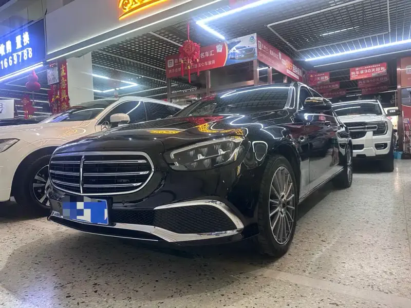 Mercedes-Benz E-Class, 2022