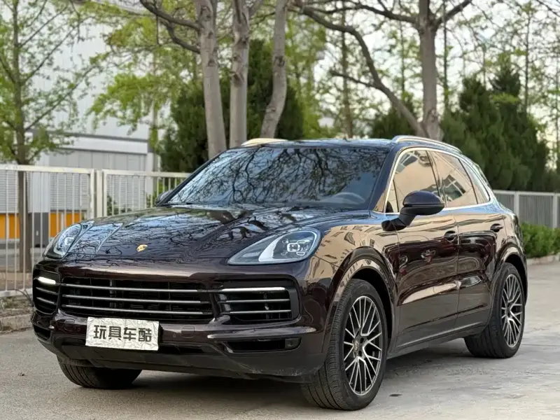 Porsche Cayenne, 2022