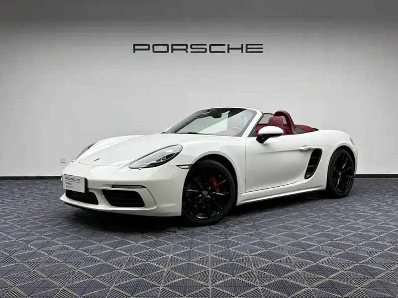 Porsche 718, 2023