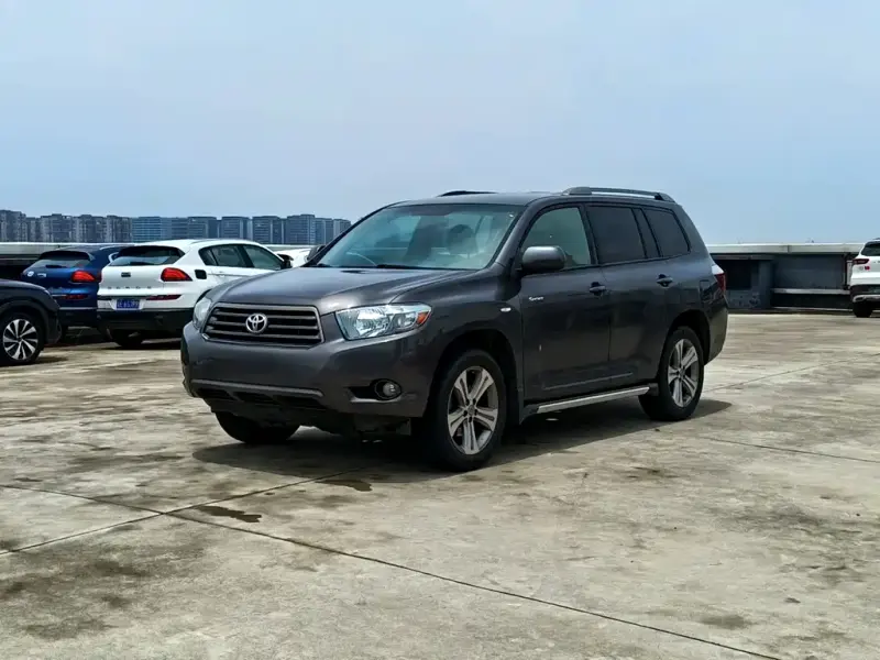 Toyota Highlander, 2010