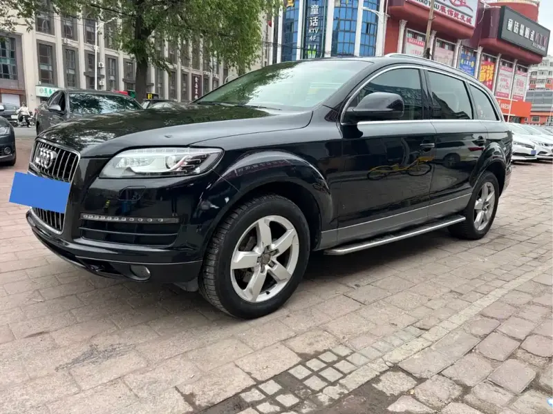 Audi Q7, 2010