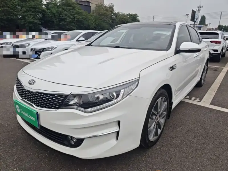 Kia K5, 2016