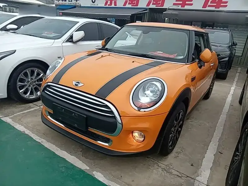 MINI Mini, 2015