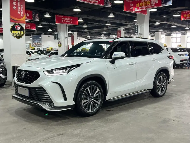 Toyota Crown Kluger, 2024