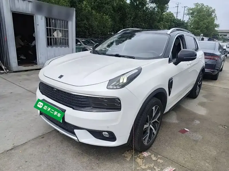 Lynk & Co 01 EM-P, 2020