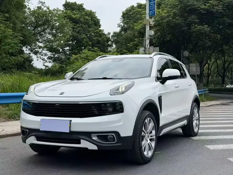 Lynk & Co 01, 2020