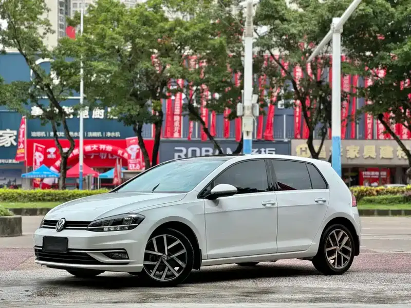 Volkswagen Golf, 2019