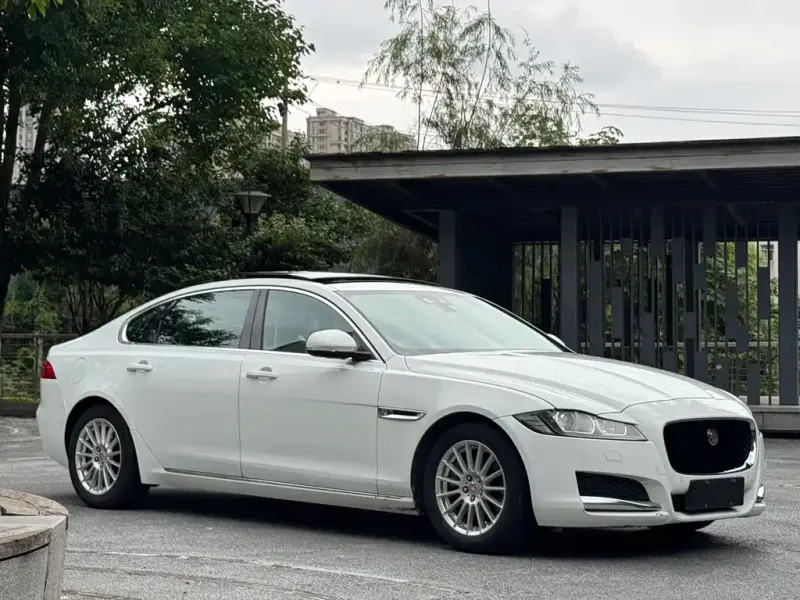 Jaguar XFL, 2017