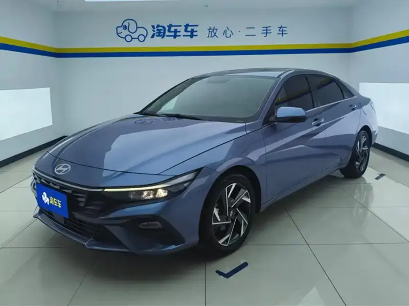 Hyundai Elantra, 2024