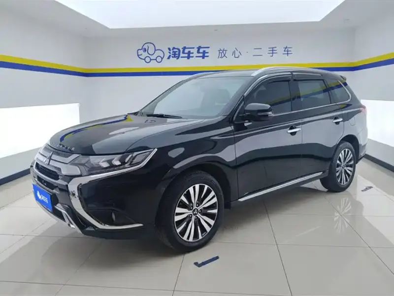 Mitsubishi Outlander, 2021