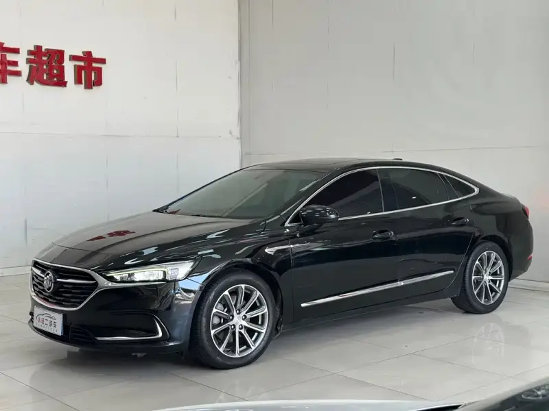 Buick LaCrosse, 2022