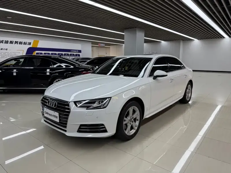 Audi A4L, 2018