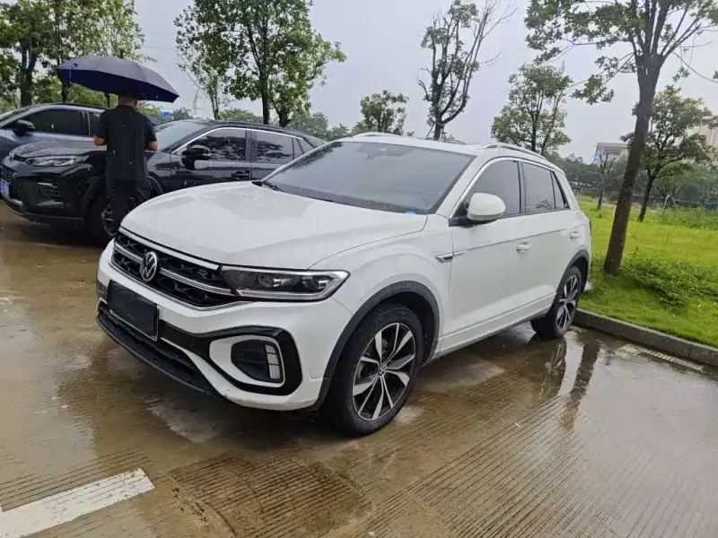 Volkswagen T-Roc, 2024