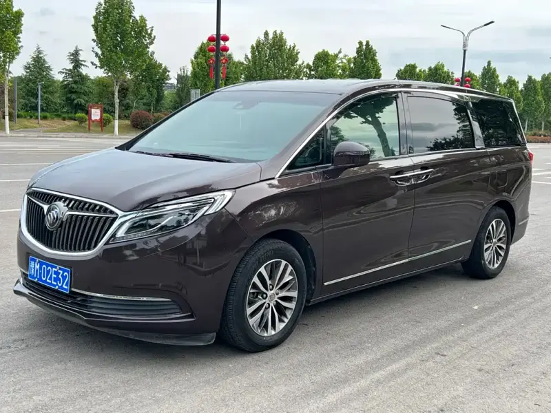 Buick GL8, 2017