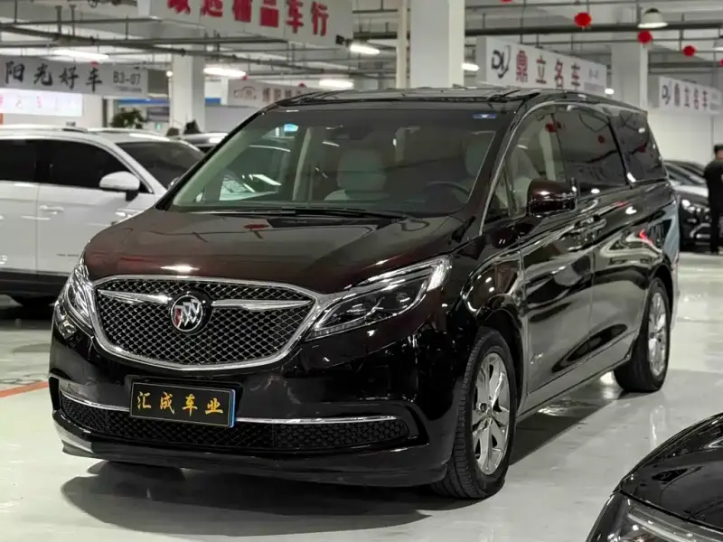 Buick GL8, 2017