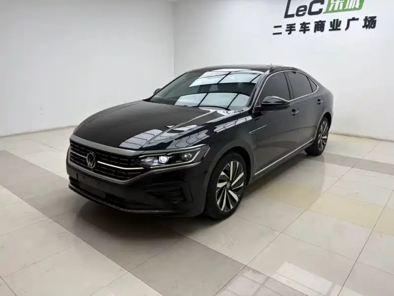 Volkswagen Passat, 2023