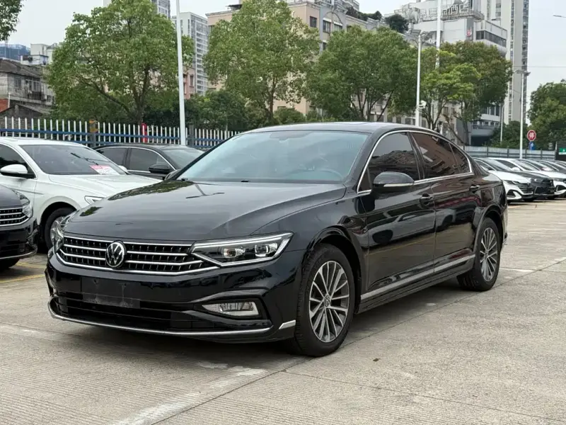 Volkswagen Magotan, 2023