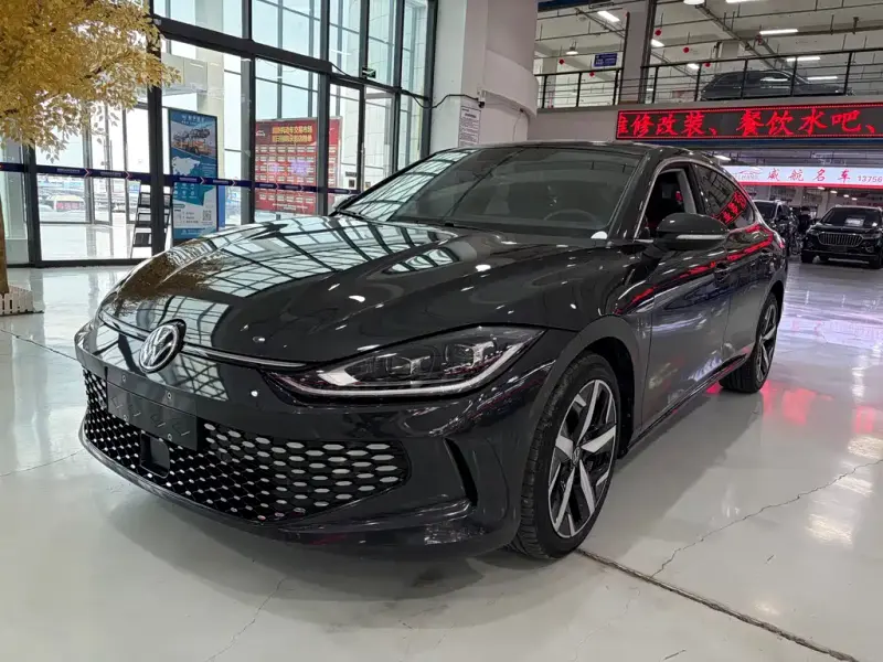 Volkswagen Lamando, 2023