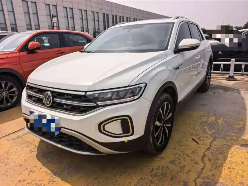Volkswagen T-Roc, 2024